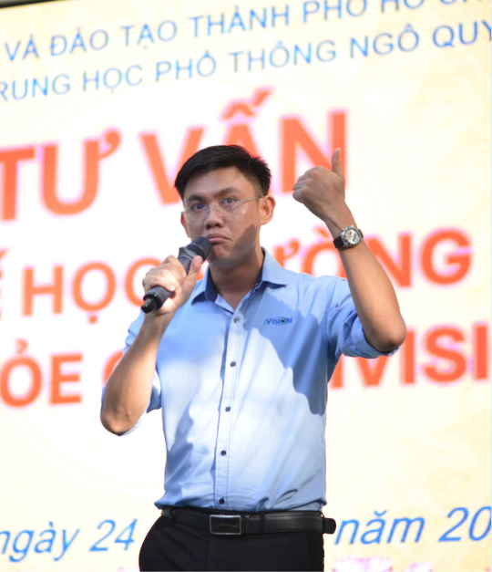 Tâm và hành trình xây dựng ý thức chăm sóc mắt học đường